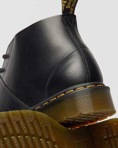 https://cdn.media.amplience.net/i/drmartens/26256001.82.jpg