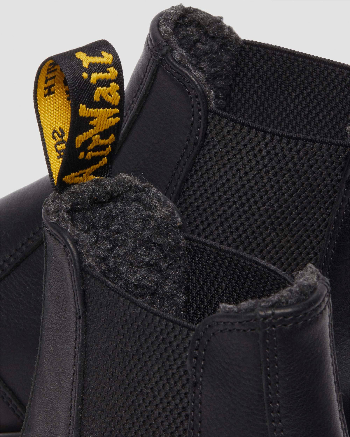 https://cdn.media.amplience.net/i/drmartens/31874001.82.jpg